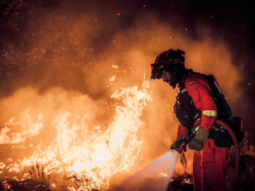 «Nos habría arrasado en minutos»: el pánico que dejaron los incendios forestales en España y Francia «Nos habría arrasado en minutos»: el pánico que dejaron los incendios forestales en España y Francia