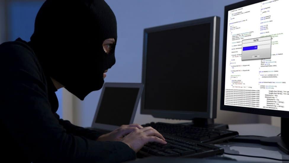 Hackers robaron credenciales de empleados en Wall Street durante ciberataque sofisticado Hackers robaron credenciales de empleados en Wall Street durante ciberataque sofisticado