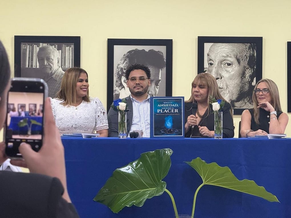 Ponen en circulación Libro Apaga la Ansiedad Enciende el Placer Ponen en circulación Libro Apaga la Ansiedad Enciende el Placer
