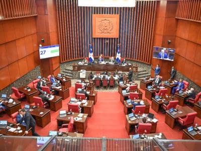 Senado aprueba reconocer a Zoé Saldaña Senado aprueba reconocer a Zoé Saldaña