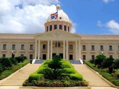 Gobierno emite decreto para racionalizar el gasto público Gobierno emite decreto para racionalizar el gasto público