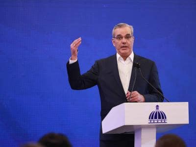 Abinader asegura que obras de Aerodom están en proceso Abinader asegura que obras de Aerodom están en proceso