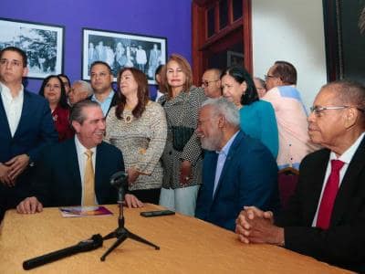 Francisco Javier García aspira a la candidatura presidencial del PLD Francisco Javier García aspira a la candidatura presidencial del PLD