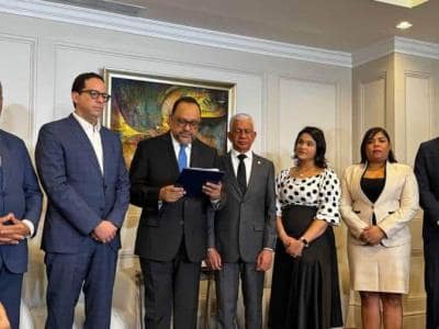 El Senado agilizará la fusión de ministerios El Senado agilizará la fusión de ministerios