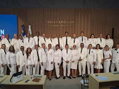 Regidores de Santo Domingo Este escogen su bufete 2025-2026 Regidores de Santo Domingo Este escogen su bufete 2025-2026