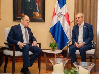 Abinader y canciller ruso conversan sobre fortalecer las relaciones Abinader y canciller ruso conversan sobre fortalecer las relaciones