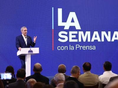 ¿Qué opina Abinader sobre un aumento salarial en el sector público? ¿Qué opina Abinader sobre un aumento salarial en el sector público?