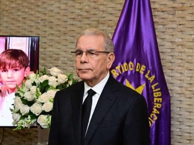 El PLD honra la memoria de Roberto Rodríguez Marchena en funeral El PLD honra la memoria de Roberto Rodríguez Marchena en funeral