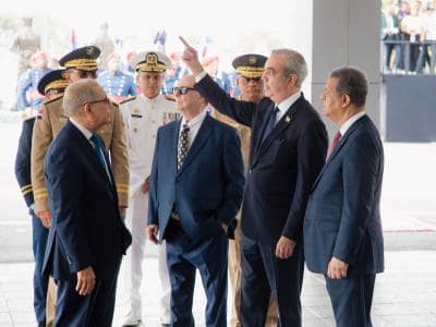 Presidente Abinader convoca reunión con expresidentes Presidente Abinader convoca reunión con expresidentes