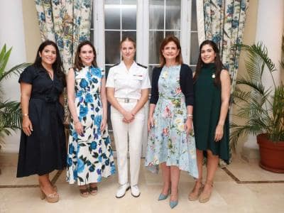 Encuentro entre Princesa Leonor de Borbón y Raquel Peña Encuentro entre Princesa Leonor de Borbón y Raquel Peña