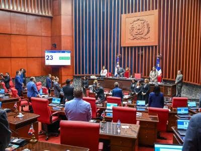 Senado aprueba proyecto que fusiona ministerios de Hacienda y Economía Senado aprueba proyecto que fusiona ministerios de Hacienda y Economía