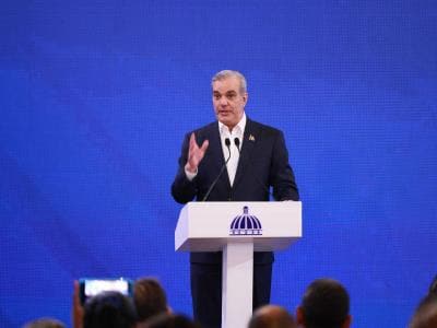 Abinader garantiza apoyo a dominicanos en Medio Oriente Abinader garantiza apoyo a dominicanos en Medio Oriente