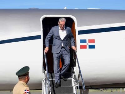 Viaje de Abinader iguala al de mayo como los de más días fuera de RD Viaje de Abinader iguala al de mayo como los de más días fuera de RD