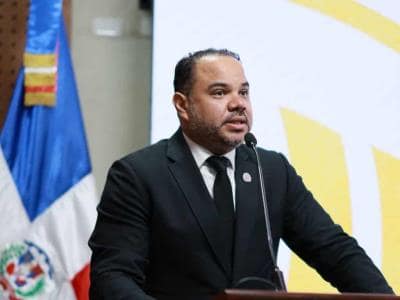 Por cuarta ocasión, el Defensor del Pueblo rinde cuenta de su gestión Por cuarta ocasión, el Defensor del Pueblo rinde cuenta de su gestión