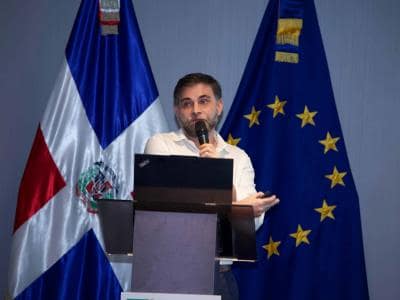 Estabilidad Política y apatía en política de República Dominicana Estabilidad Política y apatía en política de República Dominicana
