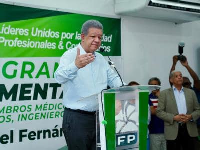 Leonel Fernández dice que el Gobierno está «quebrado» Leonel Fernández dice que el Gobierno está «quebrado»