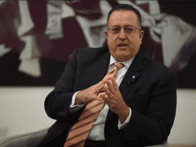 Decreto: Abinader sombra a seis viceministros en Hacienda Decreto: Abinader sombra a seis viceministros en Hacienda