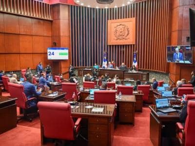 Ley de la DNI: tres año de prisión a quien divulgue información secreta Ley de la DNI: tres año de prisión a quien divulgue información secreta