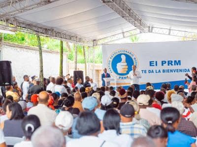 Dirigentes de la FP en La Victoria se juramentan en el PRM Dirigentes de la FP en La Victoria se juramentan en el PRM