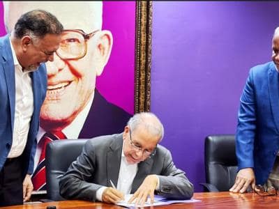Danilo Medina llama a la militancia del PLD a validarse en el partido Danilo Medina llama a la militancia del PLD a validarse en el partido
