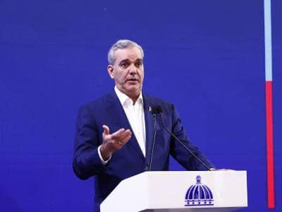 Abinader responde a Medina sobre los proyectos en su pueblo natal Abinader responde a Medina sobre los proyectos en su pueblo natal