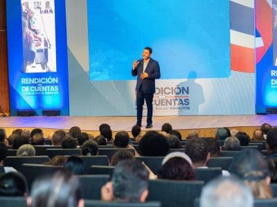 Senador celebra aprobación de Verón–Punta Cana a municipio Senador celebra aprobación de Verón–Punta Cana a municipio