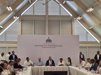 Abinader encabeza mesa de trabajo en SDN Abinader encabeza mesa de trabajo en SDN