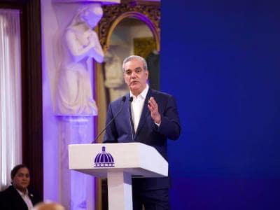 Abinader espera que Senado envíe ley de Residuos Sólidos Abinader espera que Senado envíe ley de Residuos Sólidos