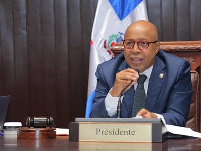 Congreso aumenta emisión de deuda pública en RD,627 millones Congreso aumenta emisión de deuda pública en RD,627 millones