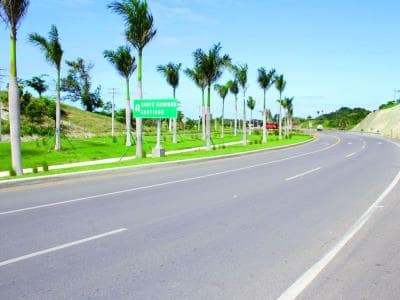 Abinader anuncia licitación de la carretera del Ámbar un mes Abinader anuncia licitación de la carretera del Ámbar un mes