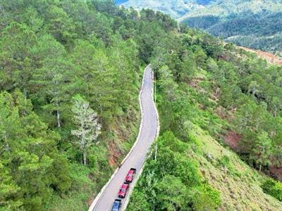 Inauguran la carretera del salto de Aguas Blancas en Constanza Inauguran la carretera del salto de Aguas Blancas en Constanza