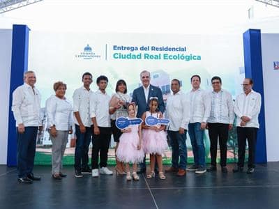 Abinader entrega 488 apartamentos en residencial Ciudad Real Ecológica Abinader entrega 488 apartamentos en residencial Ciudad Real Ecológica