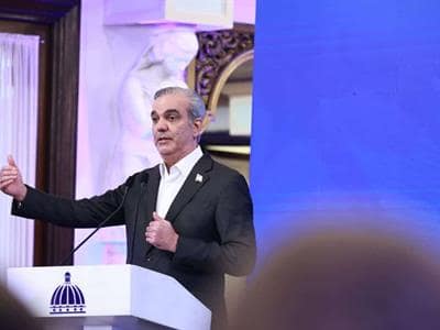 Abinader responde a si está conforme con labor de sus funcionarios Abinader responde a si está conforme con labor de sus funcionarios