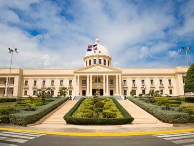 Deuda pública: Gobierno destaca la baja en los últimos cinco años Deuda pública: Gobierno destaca la baja en los últimos cinco años