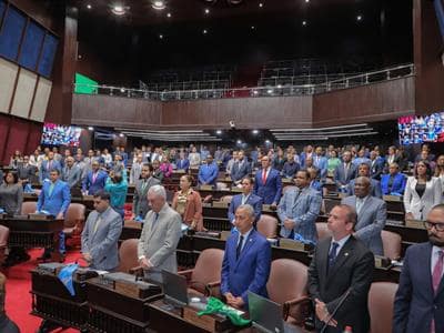 Diputados aprueban cambio de nombre para dos carreteras de SD Diputados aprueban cambio de nombre para dos carreteras de SD