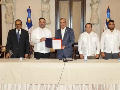 Los Haitises y Loma Novilleros entran a programa de titulación Los Haitises y Loma Novilleros entran a programa de titulación
