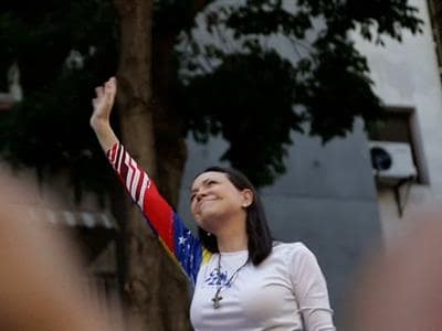 Abinader felicita a Corina Machado por Nobel de la Paz Abinader felicita a Corina Machado por Nobel de la Paz