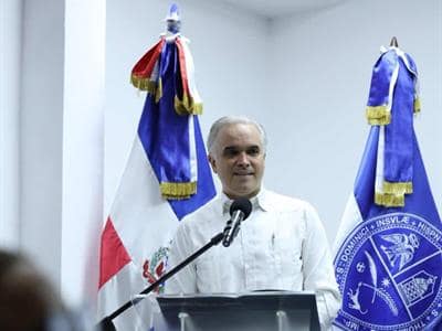 UASD rinde homenaje póstumo a Hatuey De Camps UASD rinde homenaje póstumo a Hatuey De Camps