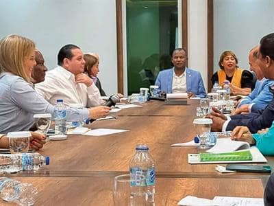Los intereses frenan en seco la reforma laboral Los intereses frenan en seco la reforma laboral
