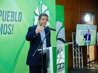 Leonel Fernández denuncia alto costo de la vida por Gobierno PRM Leonel Fernández denuncia alto costo de la vida por Gobierno PRM