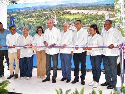 Abinader inaugura carretera Bayaguana-El Puerto en Monte Plata Abinader inaugura carretera Bayaguana-El Puerto en Monte Plata