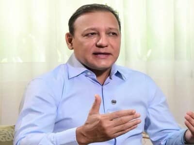 Abel Martínez pide al PLD excluir su nombre de proceso interno Abel Martínez pide al PLD excluir su nombre de proceso interno