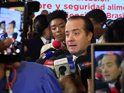 Paliza dice los partidos son esenciales para la democracia Paliza dice los partidos son esenciales para la democracia