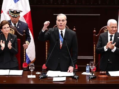 Abinader proyecta su visión del país a la sombra de planes inconclusos Abinader proyecta su visión del país a la sombra de planes inconclusos