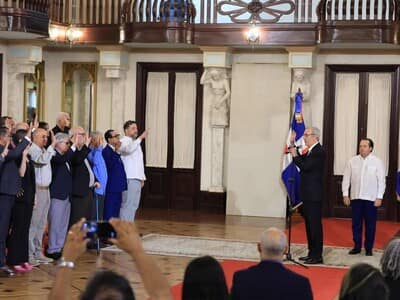 Juramentan comisión para Observatorio de Políticas Ambientales Juramentan comisión para Observatorio de Políticas Ambientales