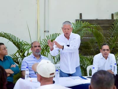 Medidas del PRD ante la crisis global en República Dominicana Medidas del PRD ante la crisis global en República Dominicana