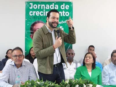 Rafael Paz critica aumento de precios de combustibles en RD Rafael Paz critica aumento de precios de combustibles en RD