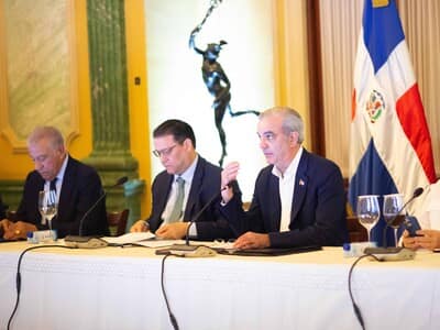 Reunión del presidente Abinader busca controlar precios de alimentos Reunión del presidente Abinader busca controlar precios de alimentos