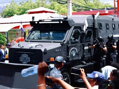 Presentan el vehículo blindado Furia VBD-3 por primera vez Presentan el vehículo blindado Furia VBD-3 por primera vez