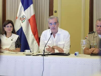 Gobierno en sesión permanente ante sistema frontal en RD Gobierno en sesión permanente ante sistema frontal en RD